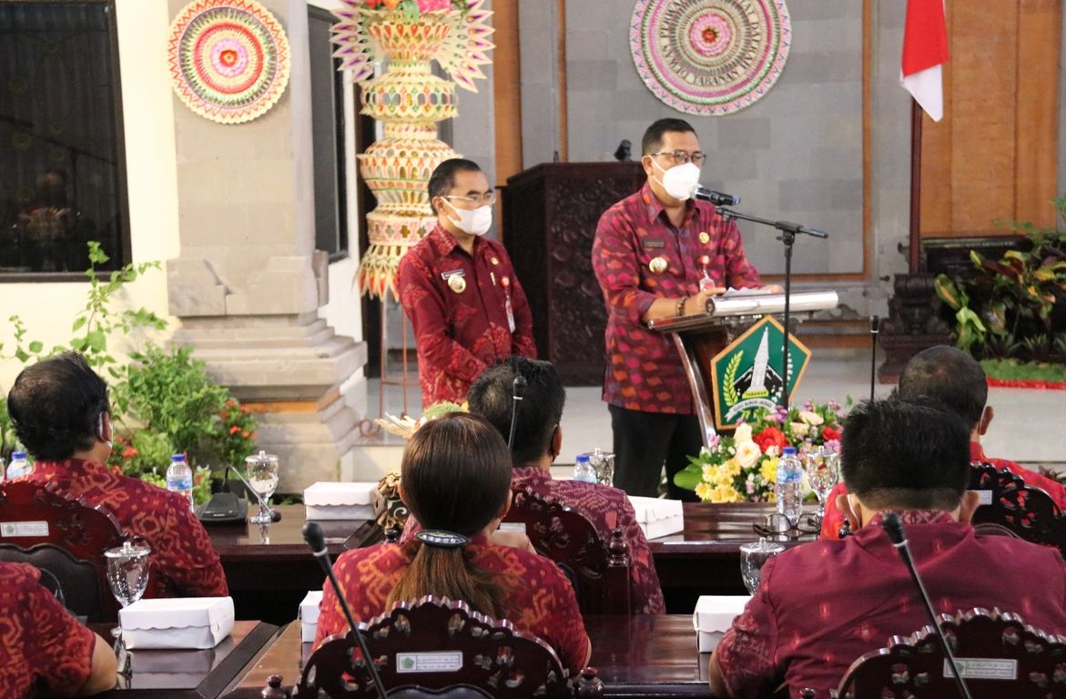 podiumnews.com-Bupati Sanjaya Minta Dukungan DPRD Bersama Wujudkan Pembangunan Tabanan